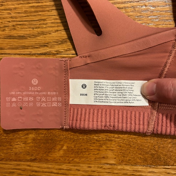 Lululemon Bra 36DD - Picture 2 of 3